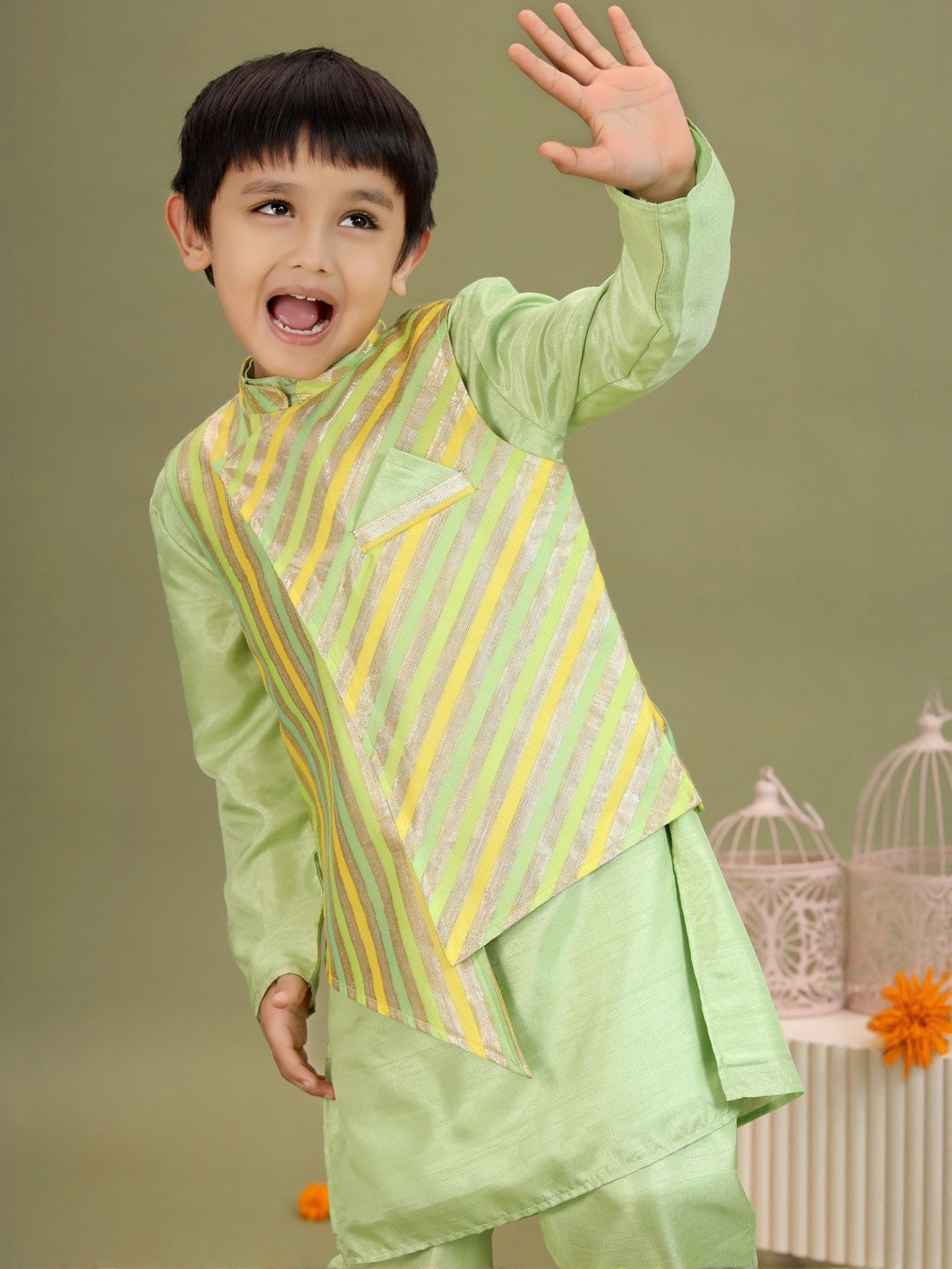 MASTARANG Boys Kurta with Pyjamas With Jacket