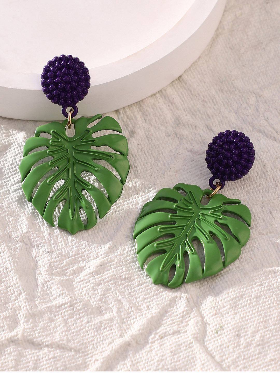 SOHI Palm-Block Leaf Shaped Drop Earrings