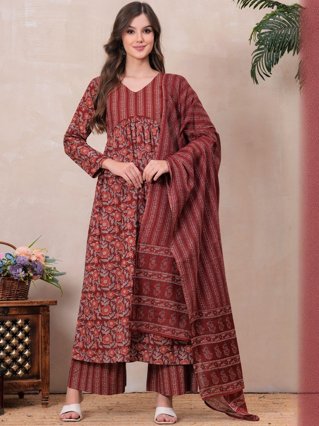 PinkLabel Women Floral Printed Regular Pure Cotton Kurta with Palazzos &  Dupatta