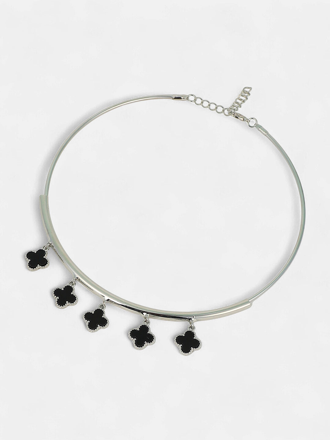 SOHI The Clover-Charm Collar Silver-Plated Necklace