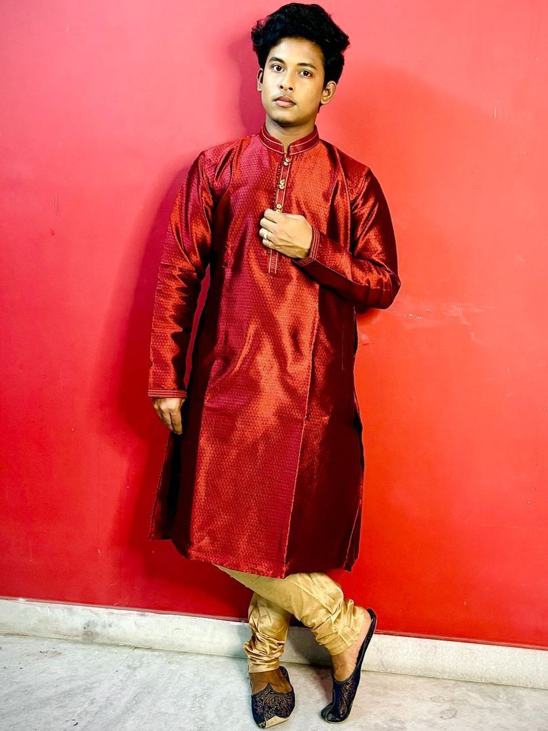 SANTI ENTERPRISES Men Regular Kurta with Churidar