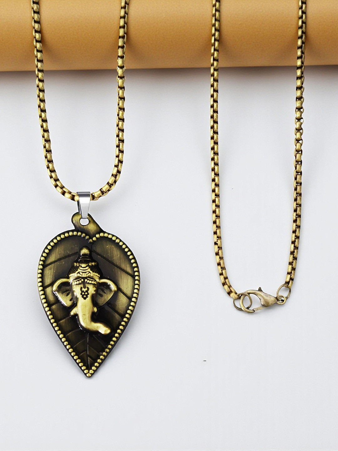 THE MEN GIFT Temple Lord Ganesha Leaf Shaped Pendant With Chain