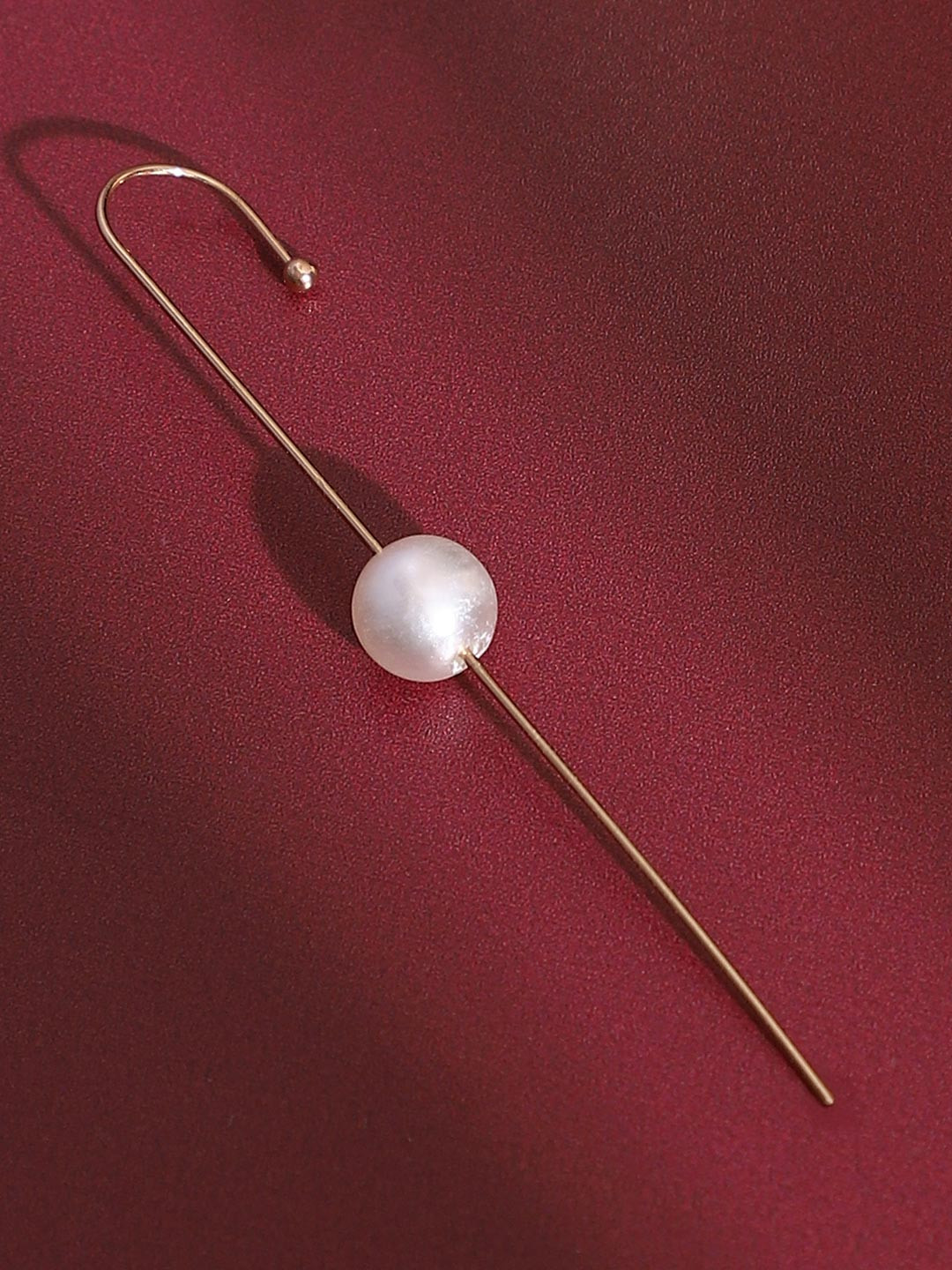 SOHI Gold-Plated Pearls The Snowball-Pin Cuff Earring