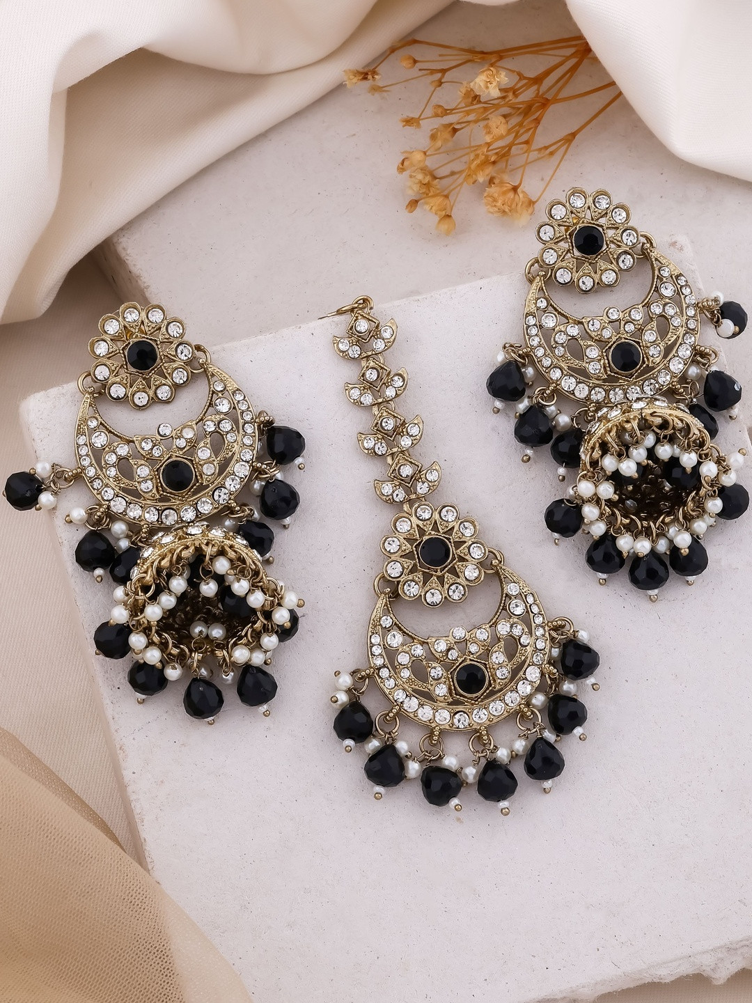 niva fashion Copper-Plated Metal Artificial Stones and Beads Drop Earrings
