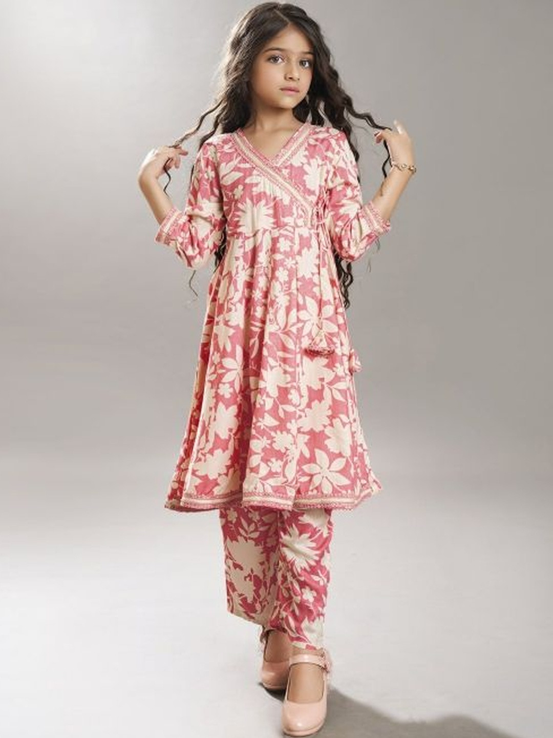 Bitiya by Bhama Girls Floral Printed Angrakha Anarkali Pure Cotton Kurta With Trousers
