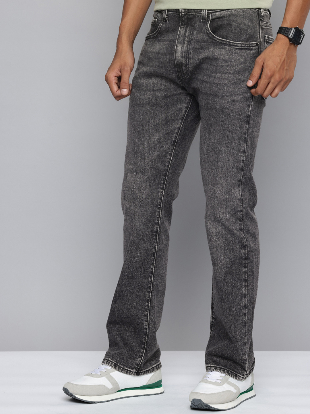 Levis Men 517 Bootcut Stretchable Jeans