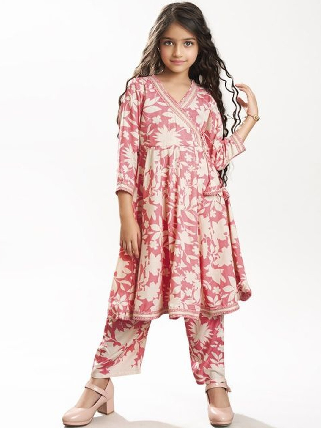 Bitiya by Bhama Girls Floral Printed Cotton Kurta with Trousers