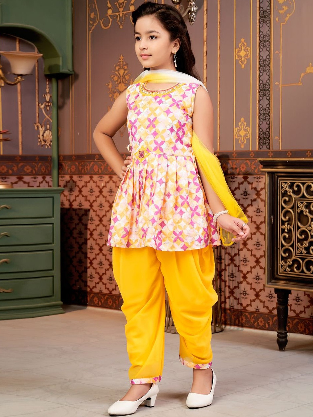 BAESD Girls Floral Printed Beads Embroidery Sleeveless Kurta with Dhoti Pants & Dupatta