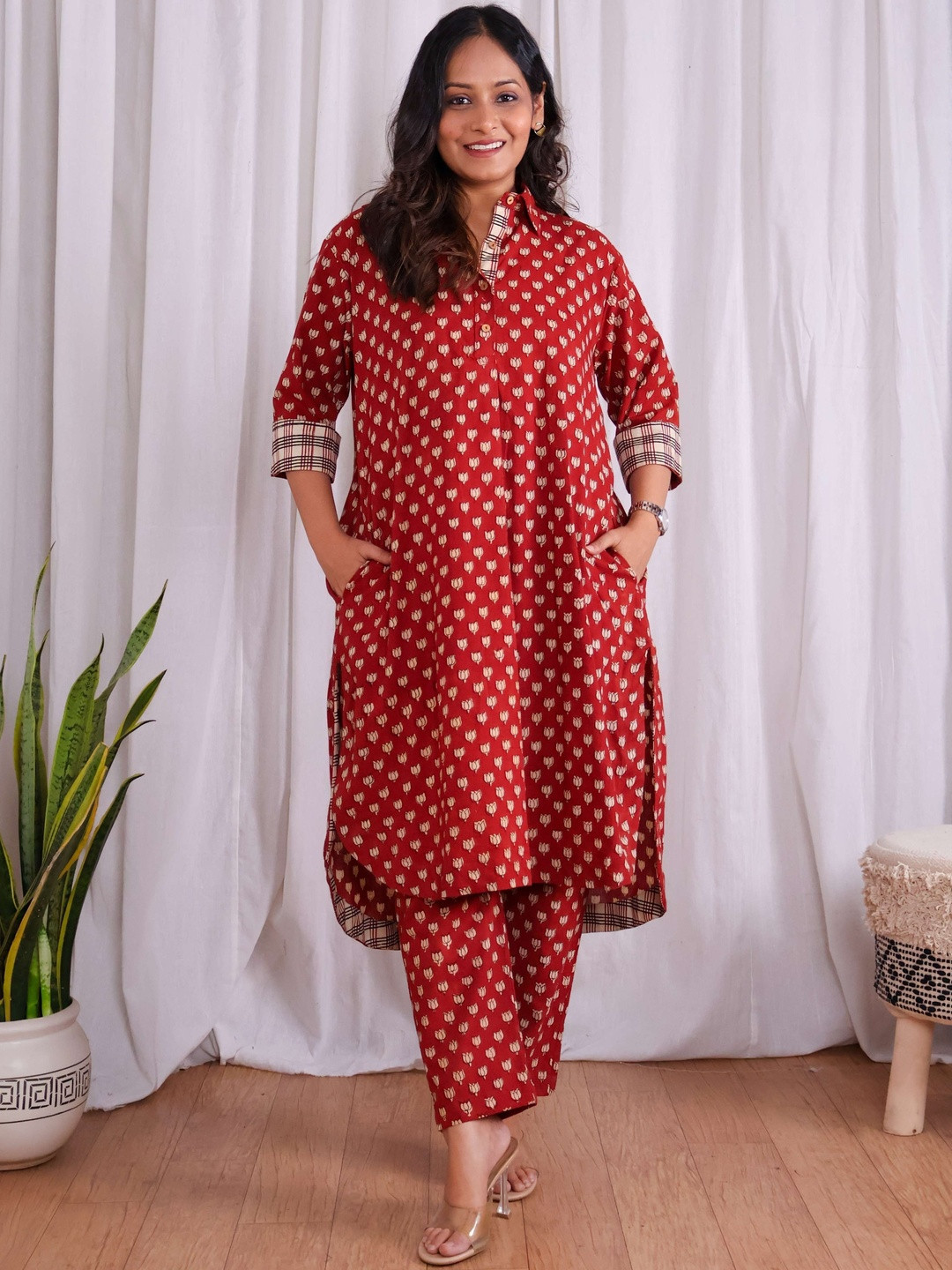 Sivaka India Women Plus Size Ethnic Motifs Printed Cotton Kurta with Trousers