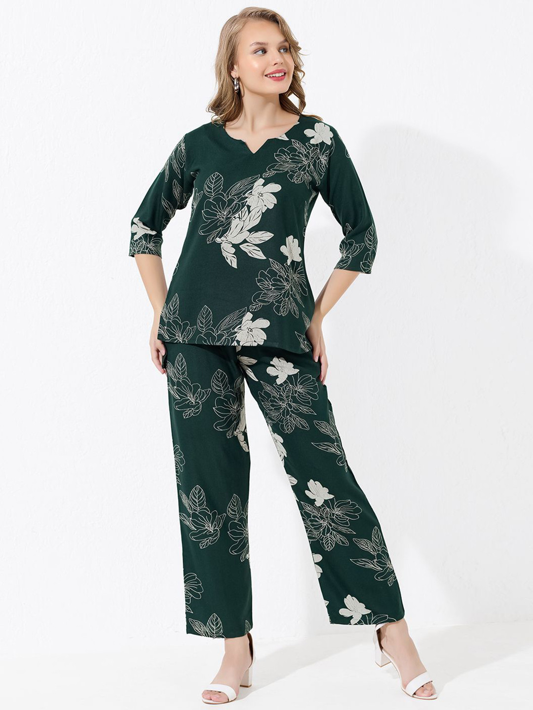 QUIRA Women Floral Printed Round Neck Three-Quarter Sleeves Night suit