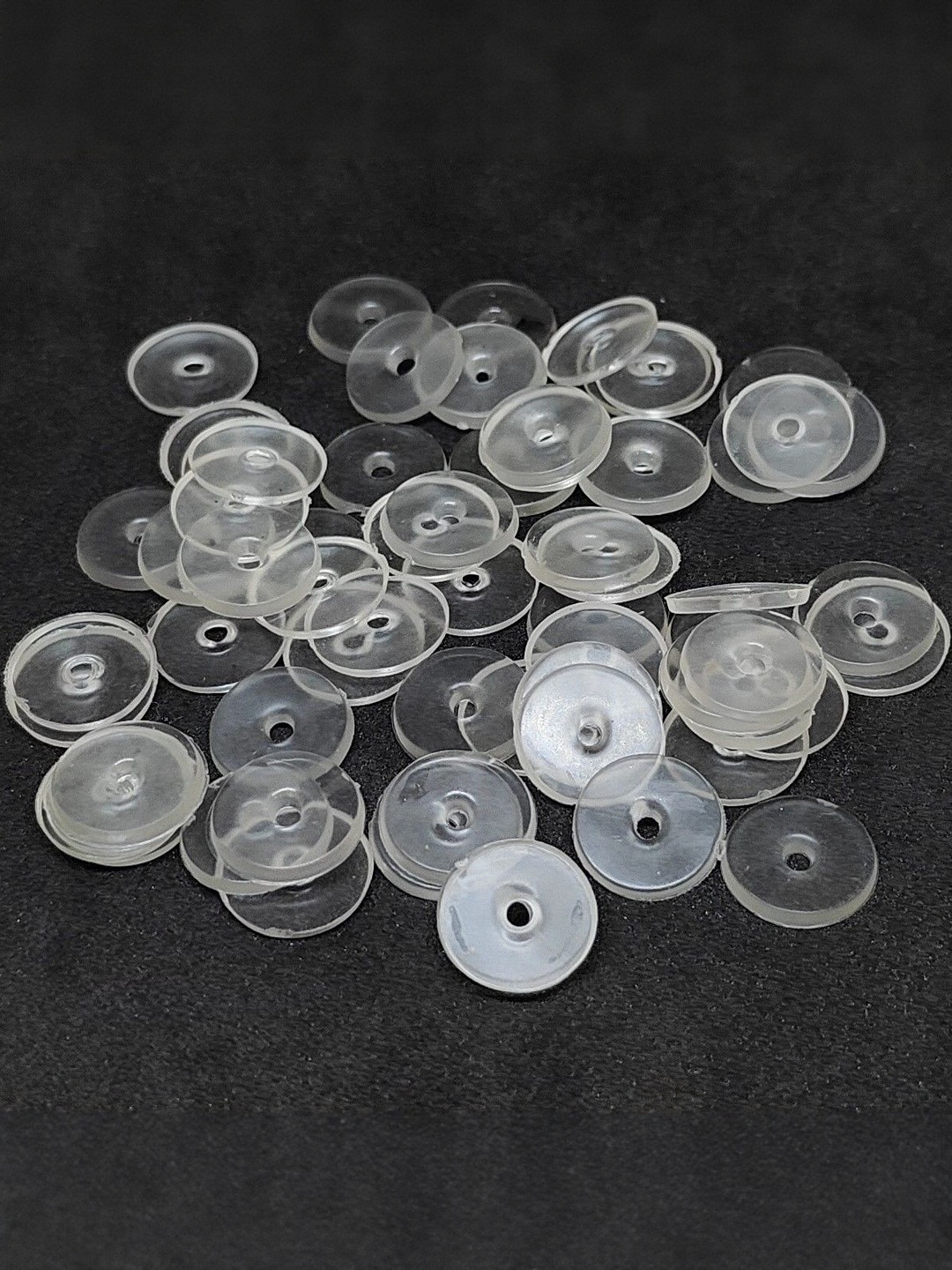 MERTIA JEWELS White Plastic  Ear Cuff