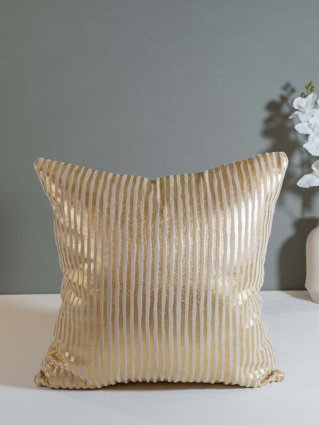 KASA BY HOLZER White & Gold Striped Square Cushion Cover
