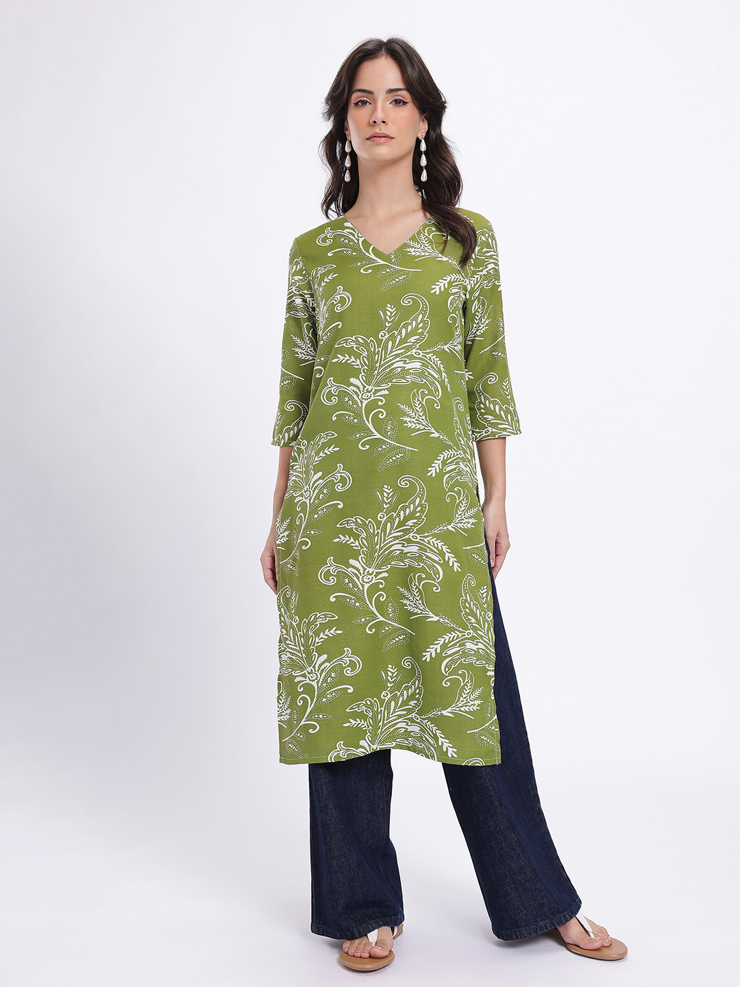 Anouk Rustic Floral Printed V-Neck Straight Kurta