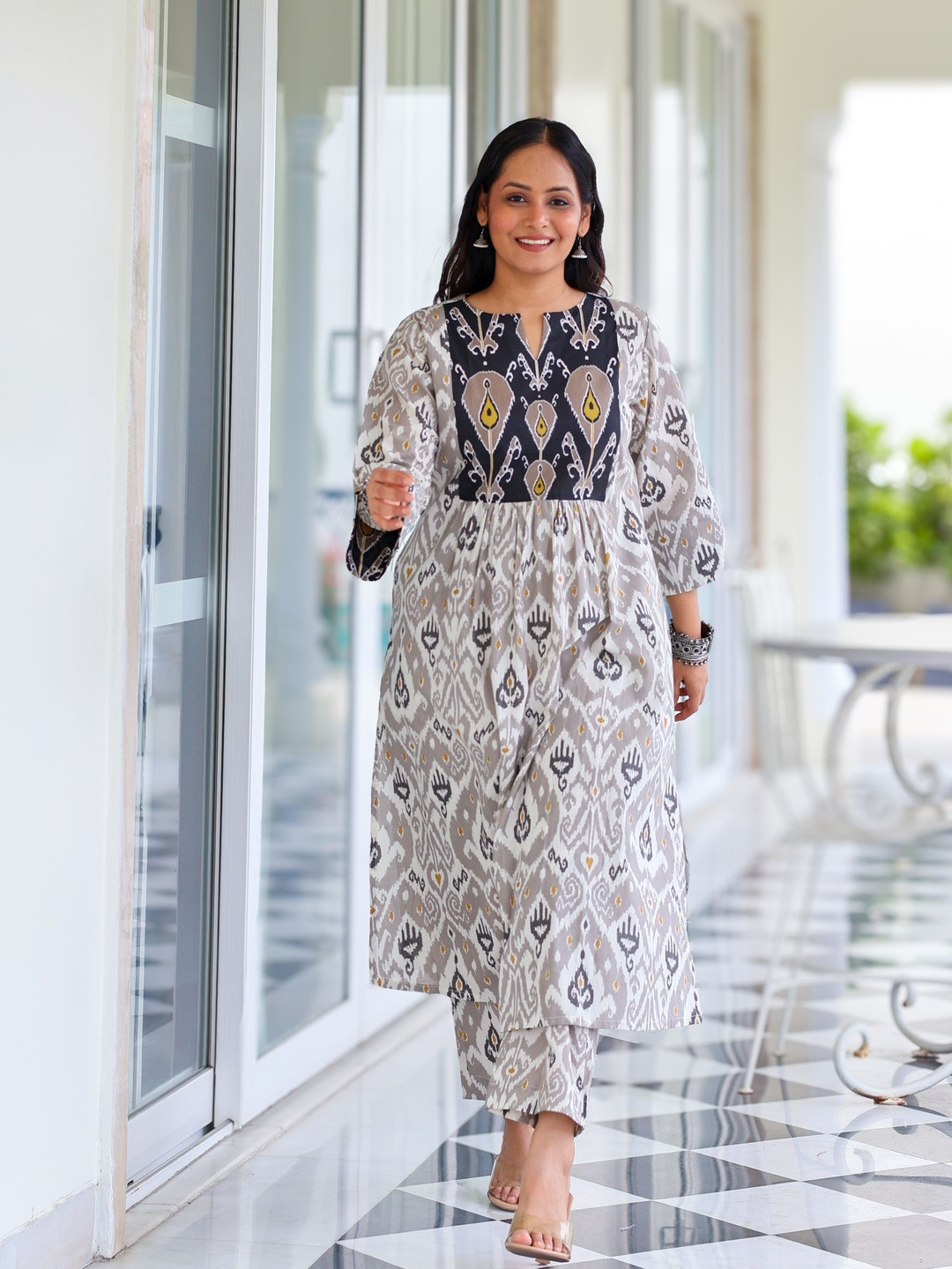 Sivaka India Women Ikat Printed Regular Pure Cotton Kurta Set