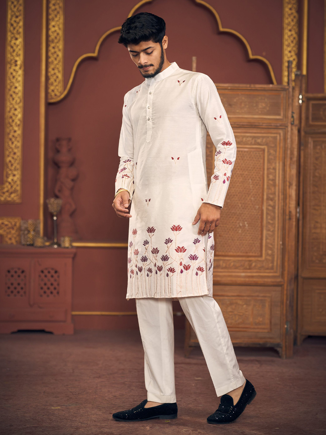 House Of Sanskruti Men Woven Design Kurta