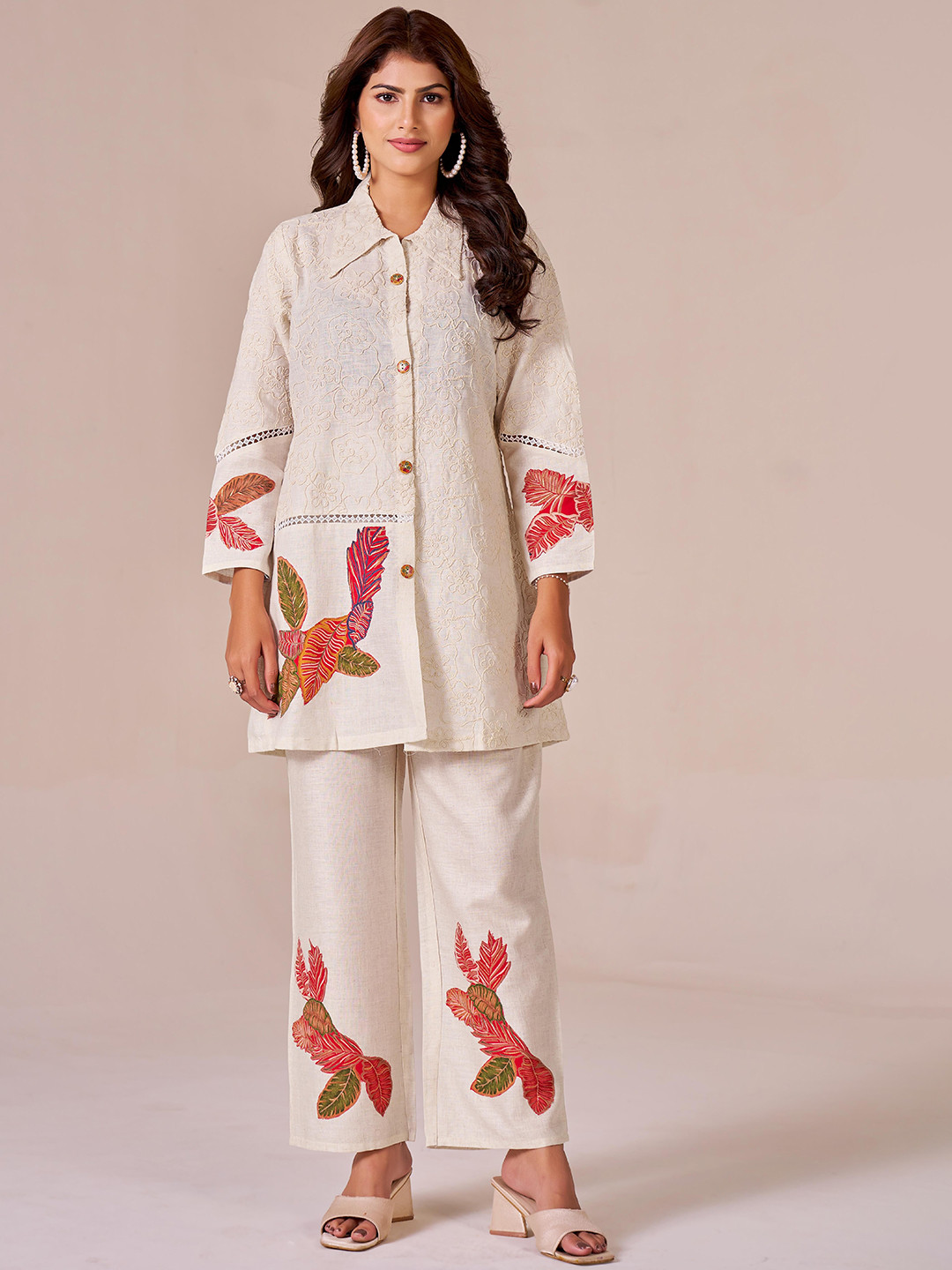 IOLY Women Off-White Linen Lace & Aari Embroidery Co-ord Set
