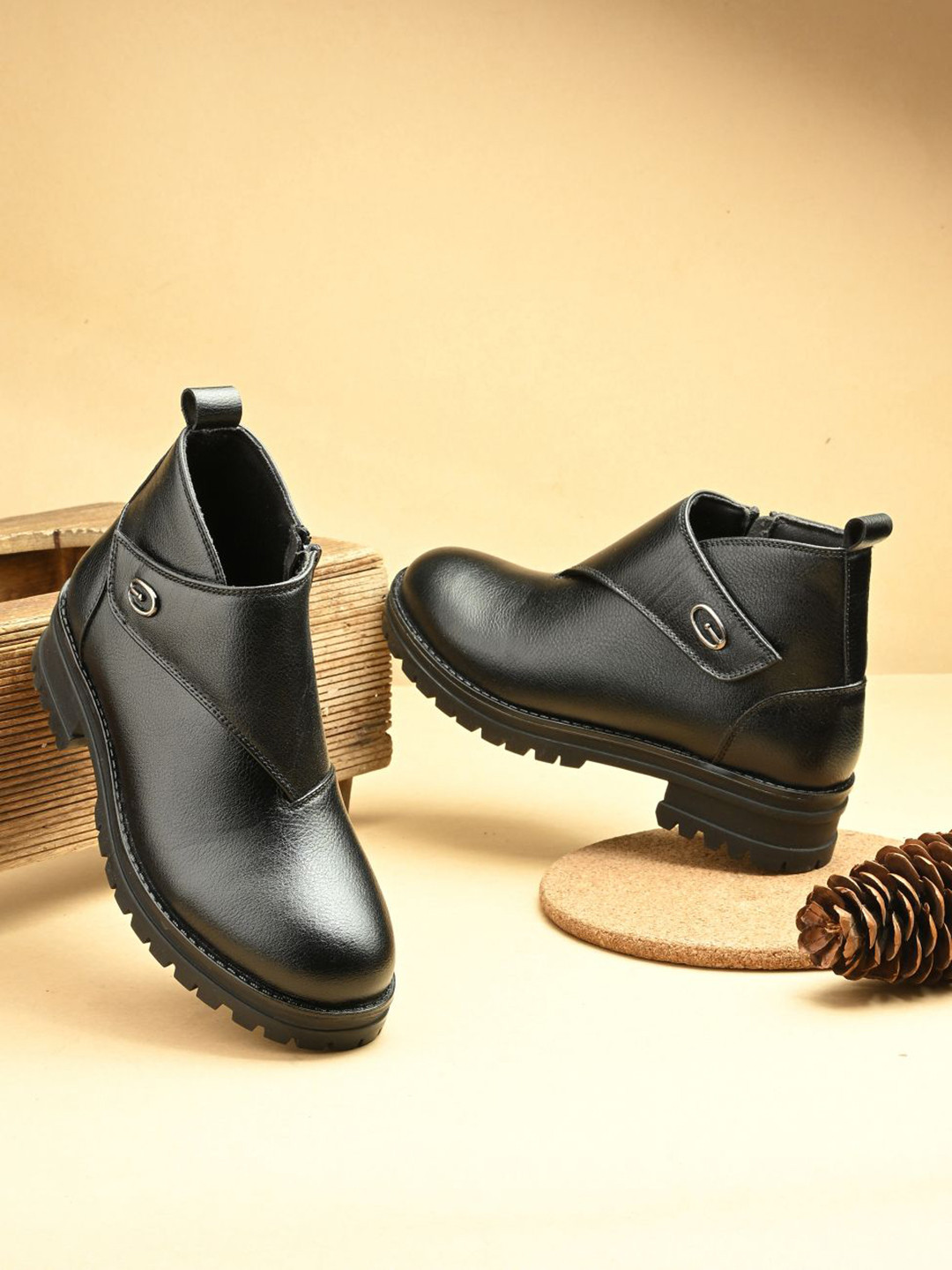 Rowlans Women Textured Block-Heeled Velcro Boots