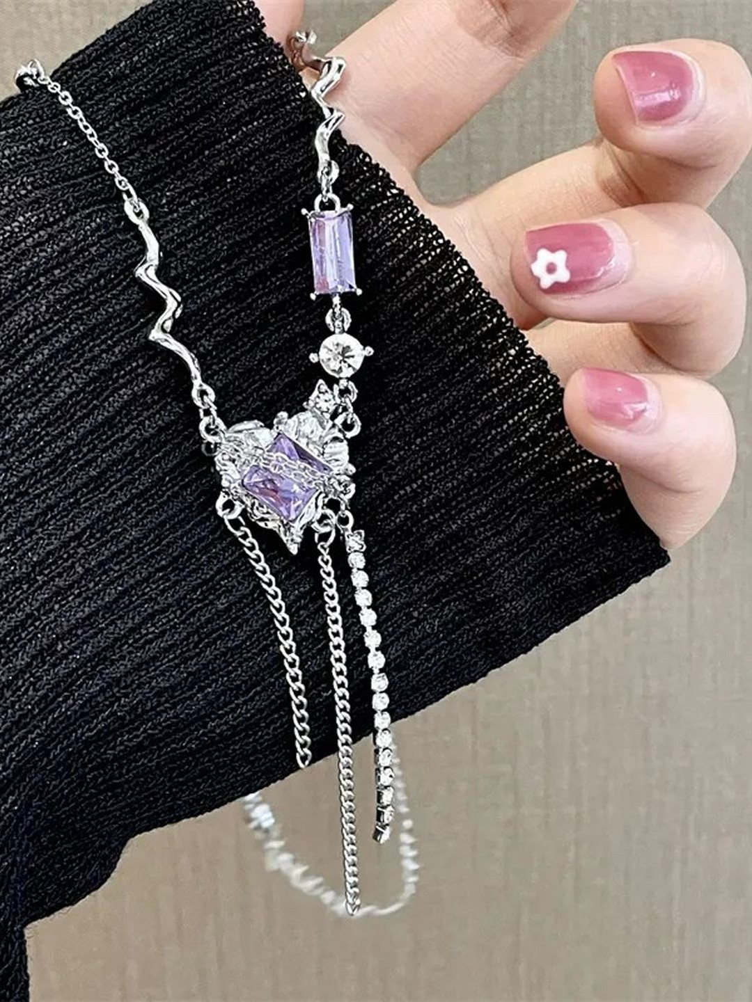 FIMBUL Silver-Plated Necklace With Purple and Crystal Stone