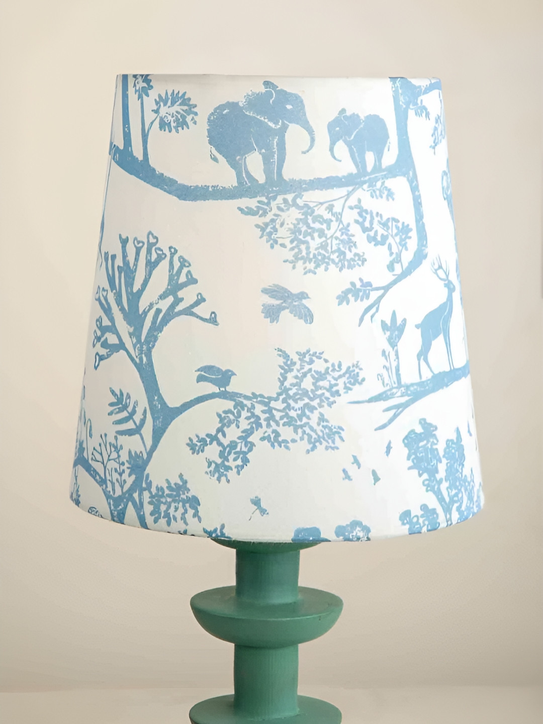 FREEDOM TREE Creatures Of Canopy Blue Printed Cylindrical Shaped Table Lamp
