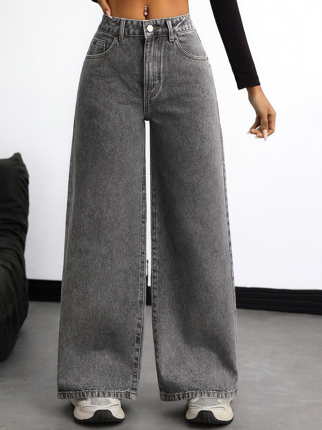 KASHIAN Women Wide Leg Mid-Rise Light Fade Jeans