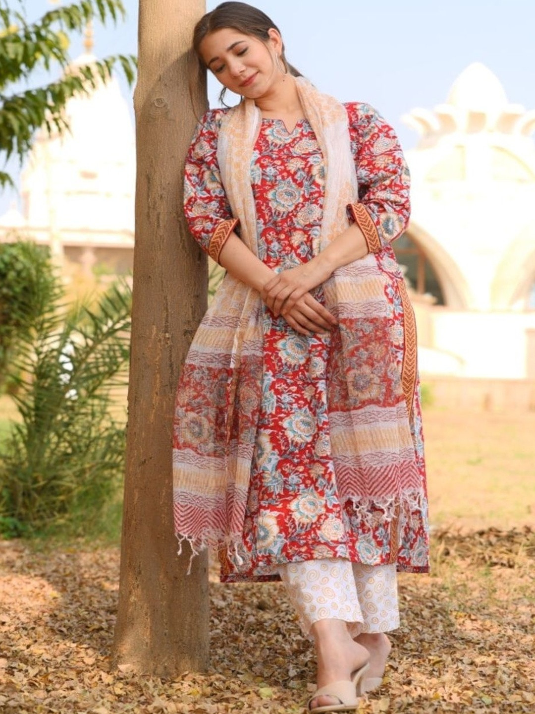 Tashvi's Women Floral Printed A-Line Kurta with Trouser & Dupatta