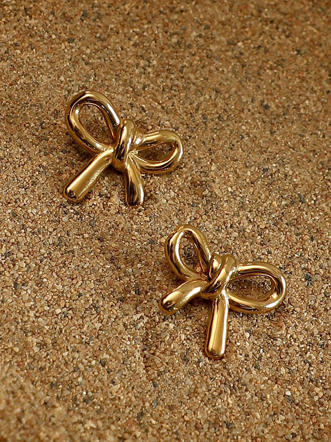 SOHI Gold-Plated The Bow-Knot Shaped Studs Earrings