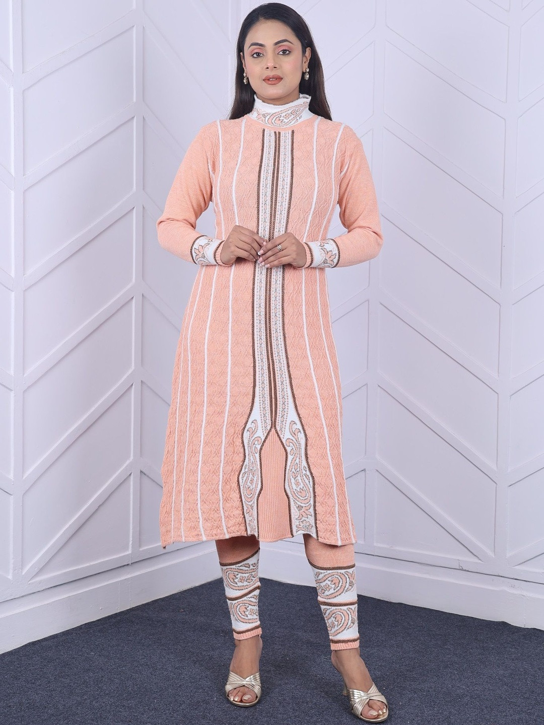 KNITZY Women High Neck Regular Pure Wool Winter Kurta with Trouser