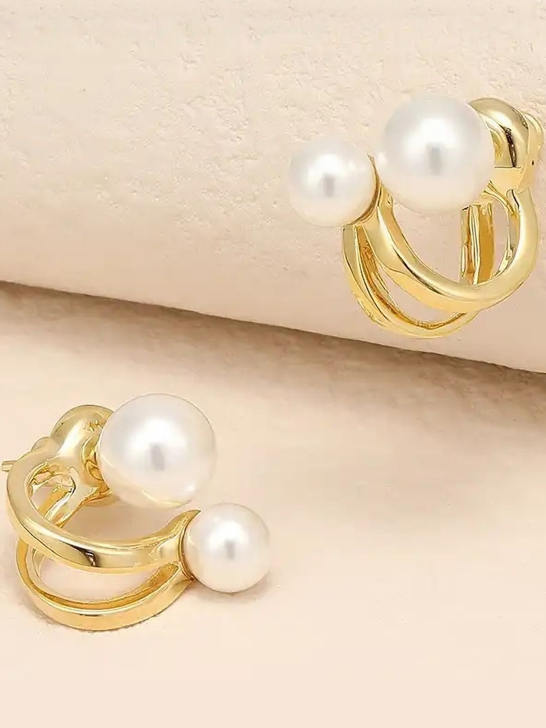 ONUYX Gold-Plated Pearls Beaded Spherical Korean Ear Cuff