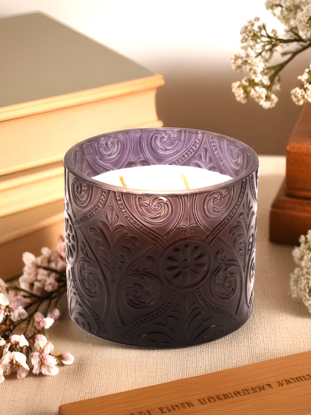 MAEVA White & Black Embossed Scented Geometric Textured Jar Candle