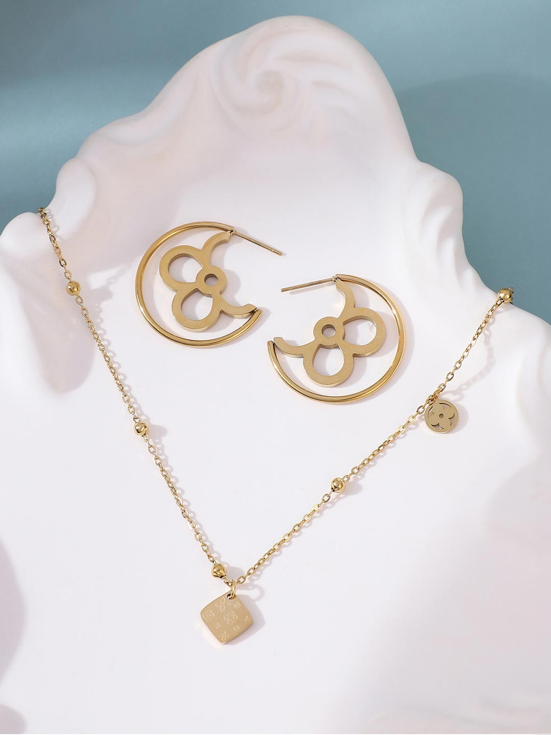 SOHI Gold-Plated Giorno-Clover Jewellery Set
