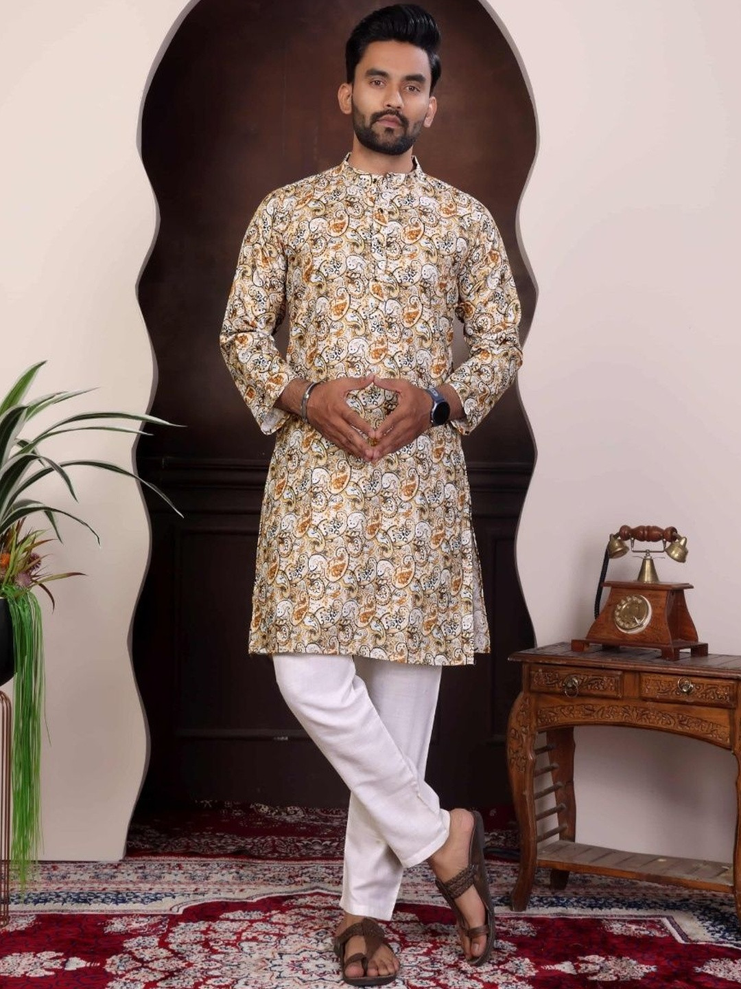 Yana Creation Men Ethnic Motifs Printed Kurta with Pyjamas