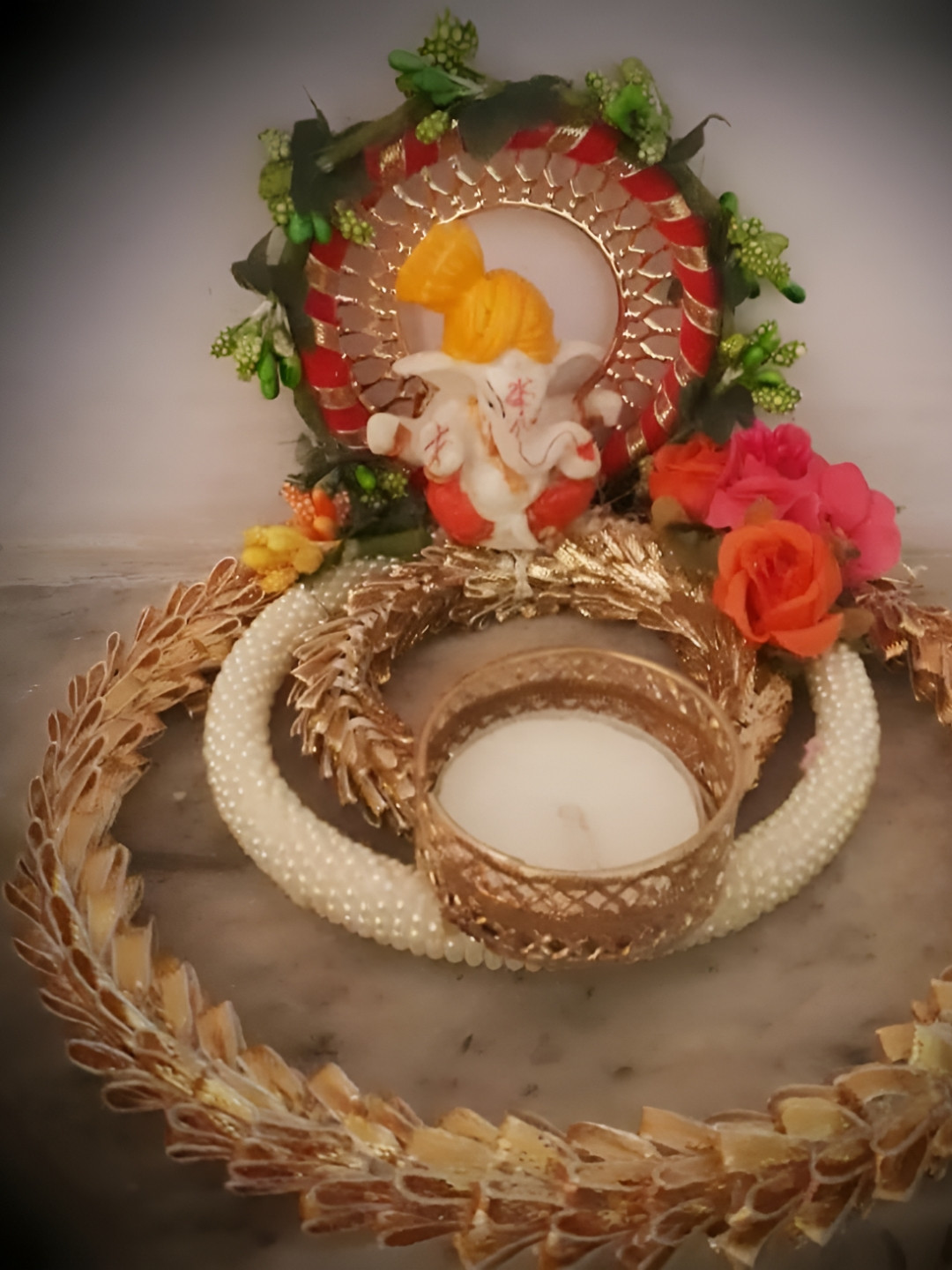 Sellplus Yellow & Green Ganesh Jii Lace Chudi With Moti Chudi Candle Holder