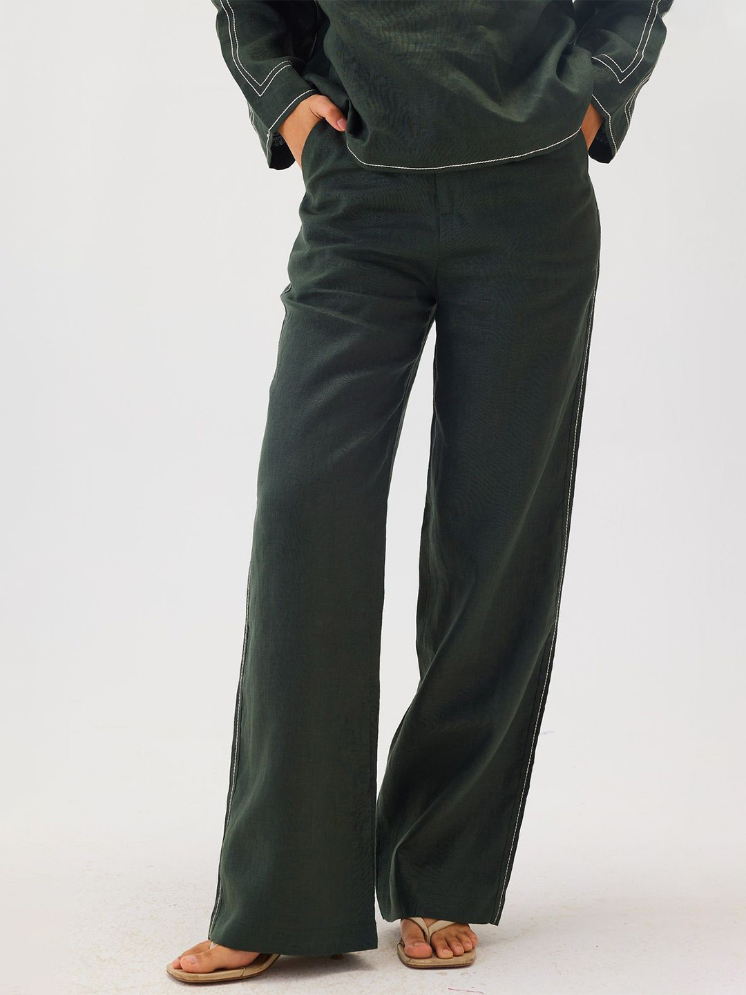 Shop Staple Women Dark Green Linen Top Stitch Detail Pants