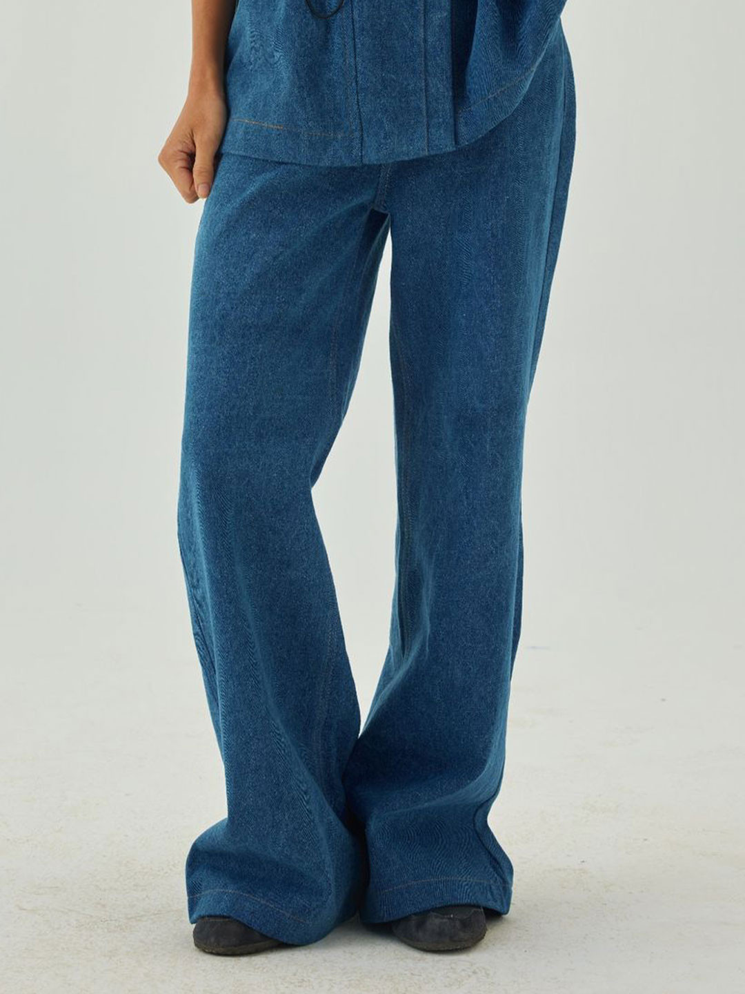 Shop Staple Women Wide Leg High-Rise Light Fade Stretchable Jeans