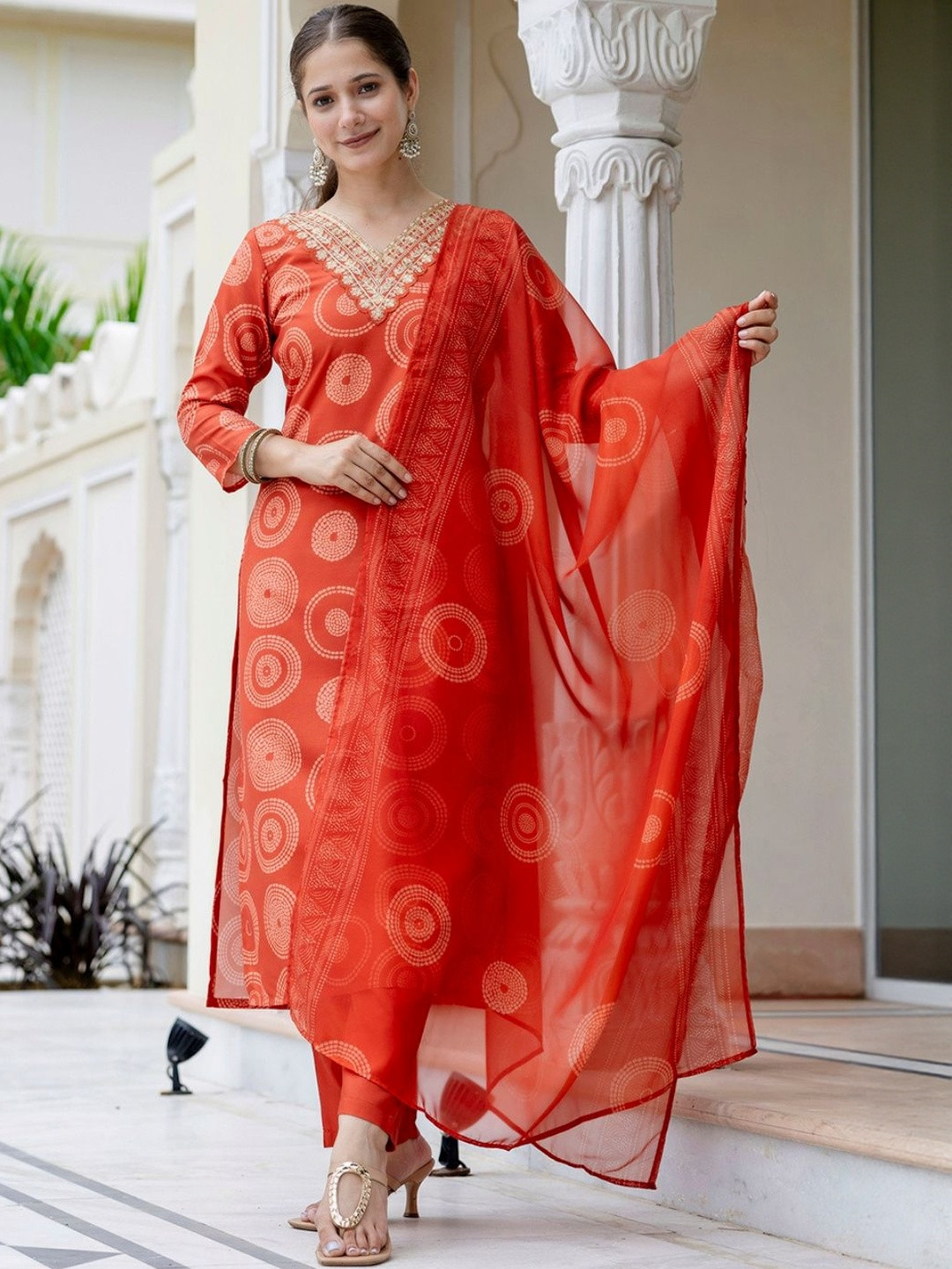 J.KANJI Printed Thread Work Kurta with Trousers & With Dupatta