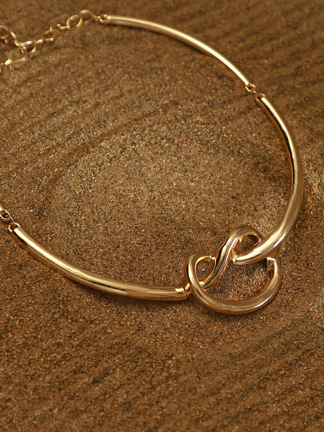 SOHI Gold-Plated The Nodo Collar Necklace