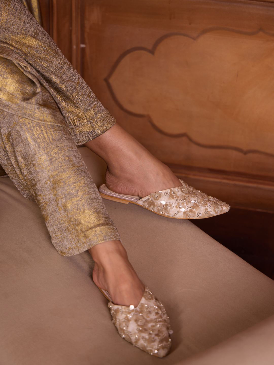 CAI Women Cream Flower Mule Flat