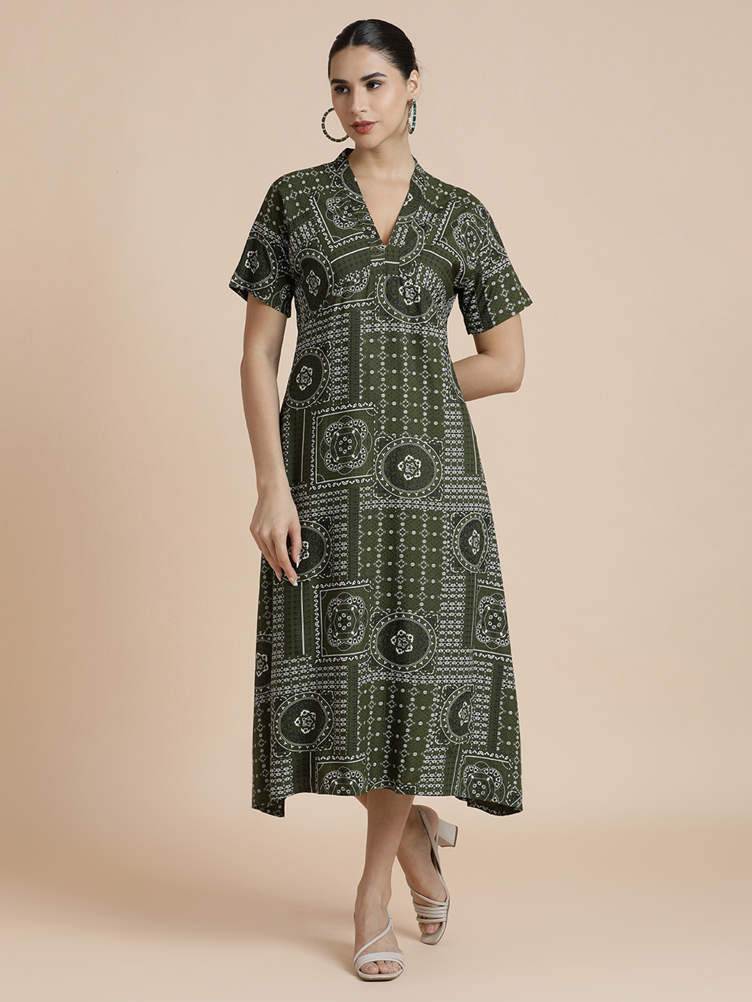 BLACK & BLAH BLAH Women Printed V-Neck  A-Line Midi Dress