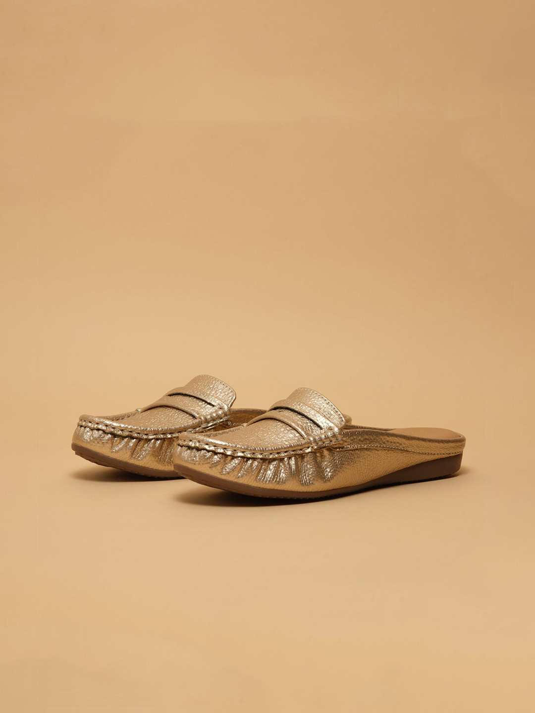 ERIDANI Women Daphne Slip-On Loafers