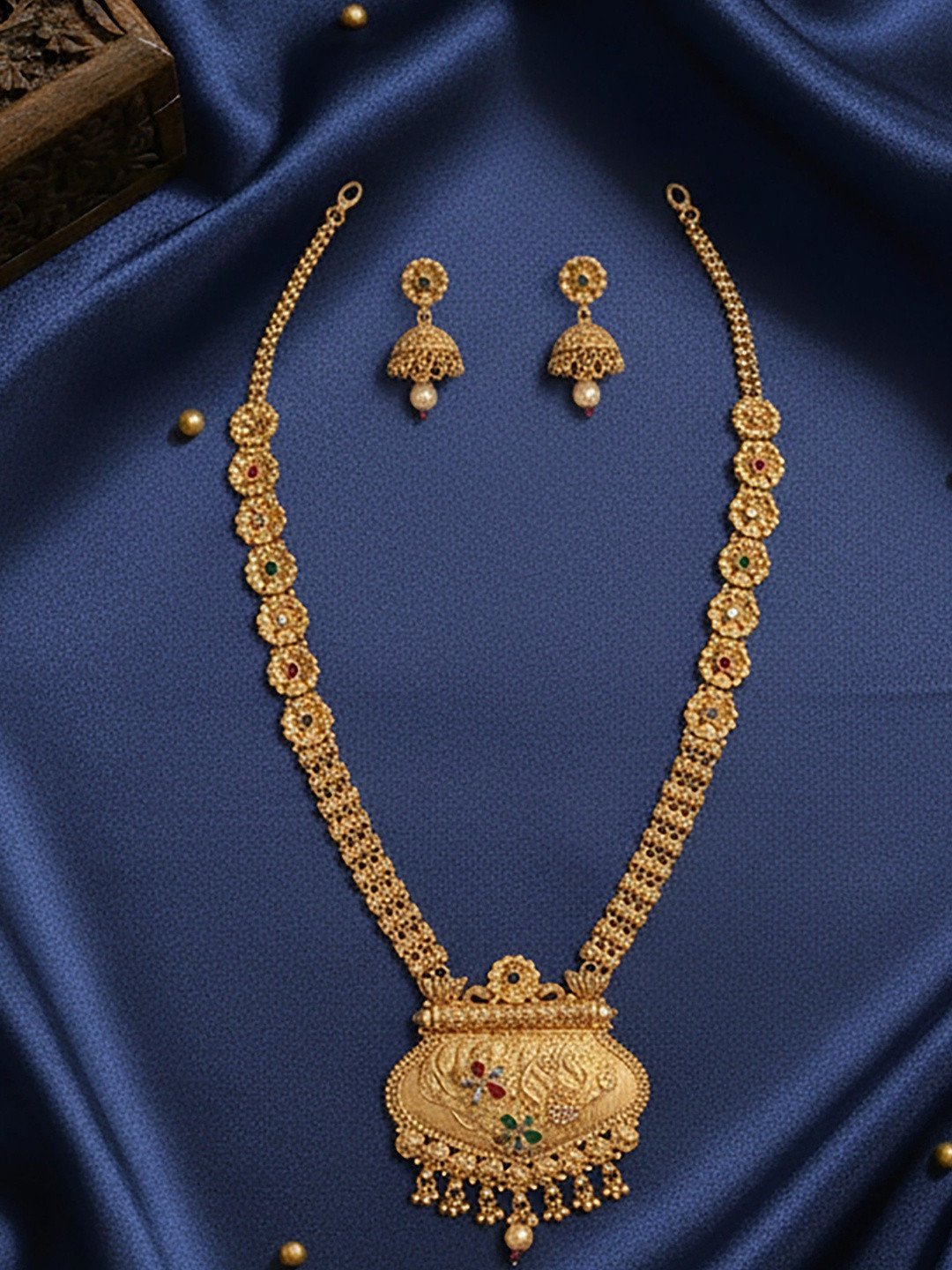 SOLLIGHT Gold-Plated Cubic Zirconia And Ruby Studded Pearls Beaded Necklace With Earrings