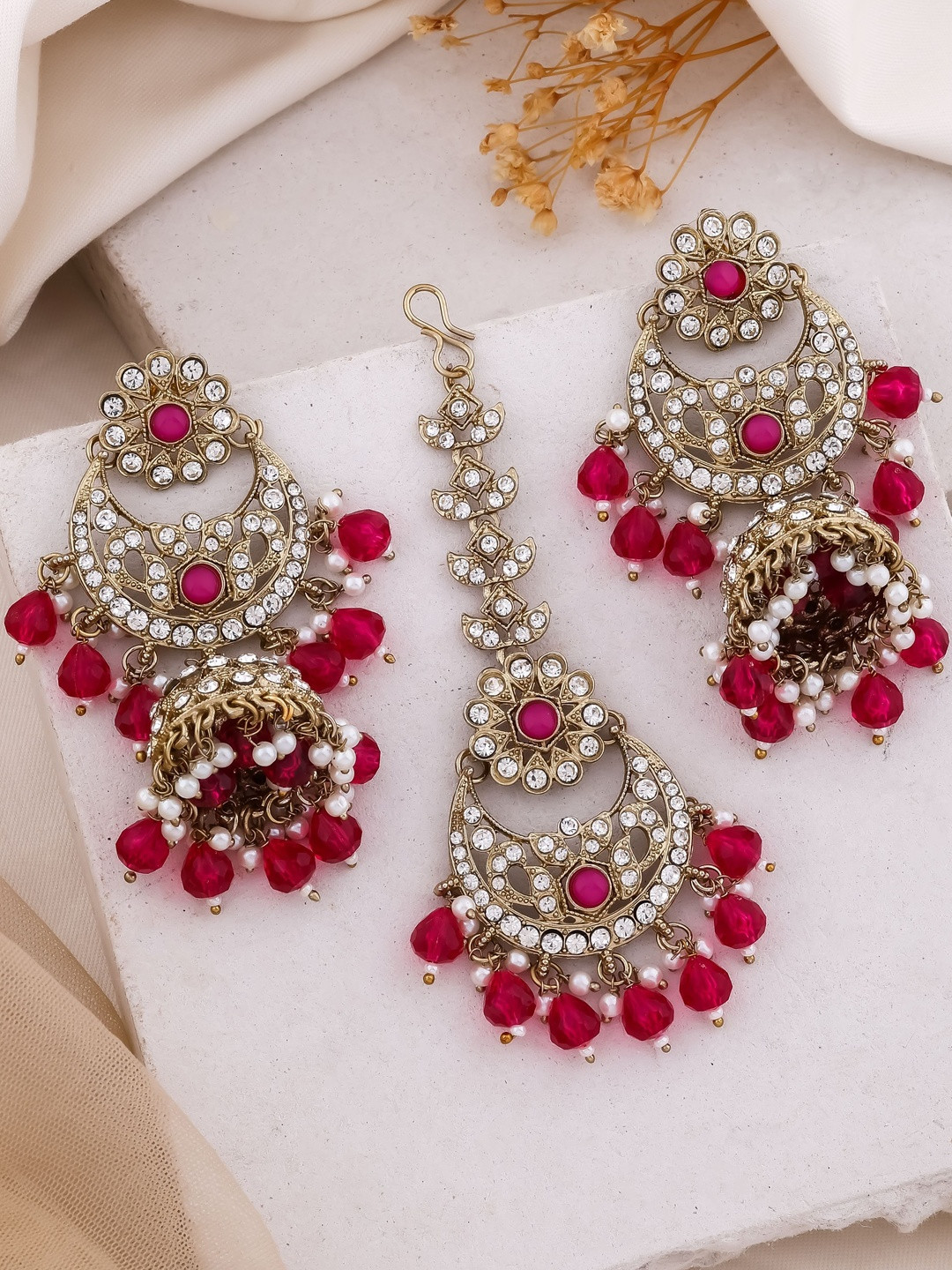niva fashion Copper-Plated Metal Artificial Stones and Beads Drop Earrings