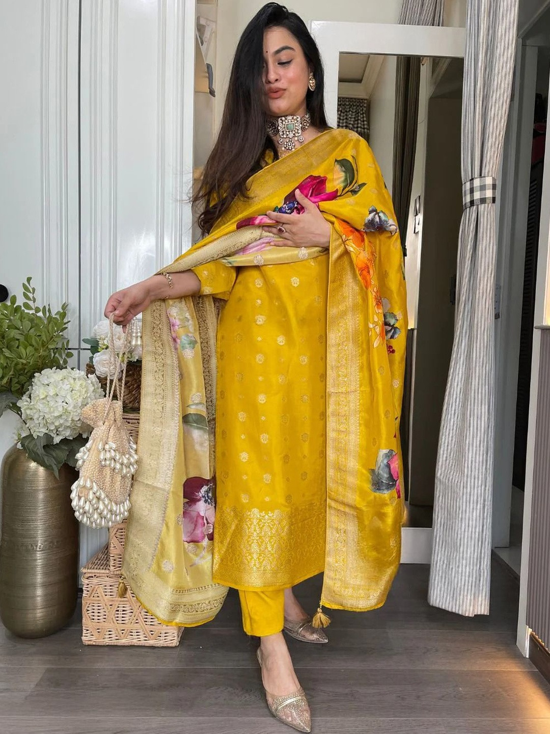 Storebrite Women Triveni Regular Thread Work Kurta with Trousers & Dupatta