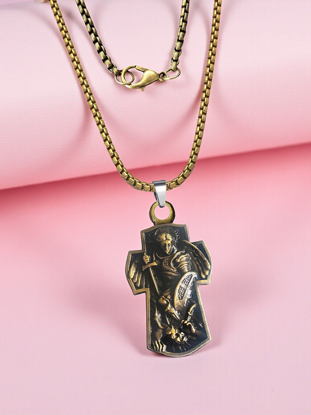 THE MEN GIFT Saint Michael The Archangel Shaped Pendant With Chain