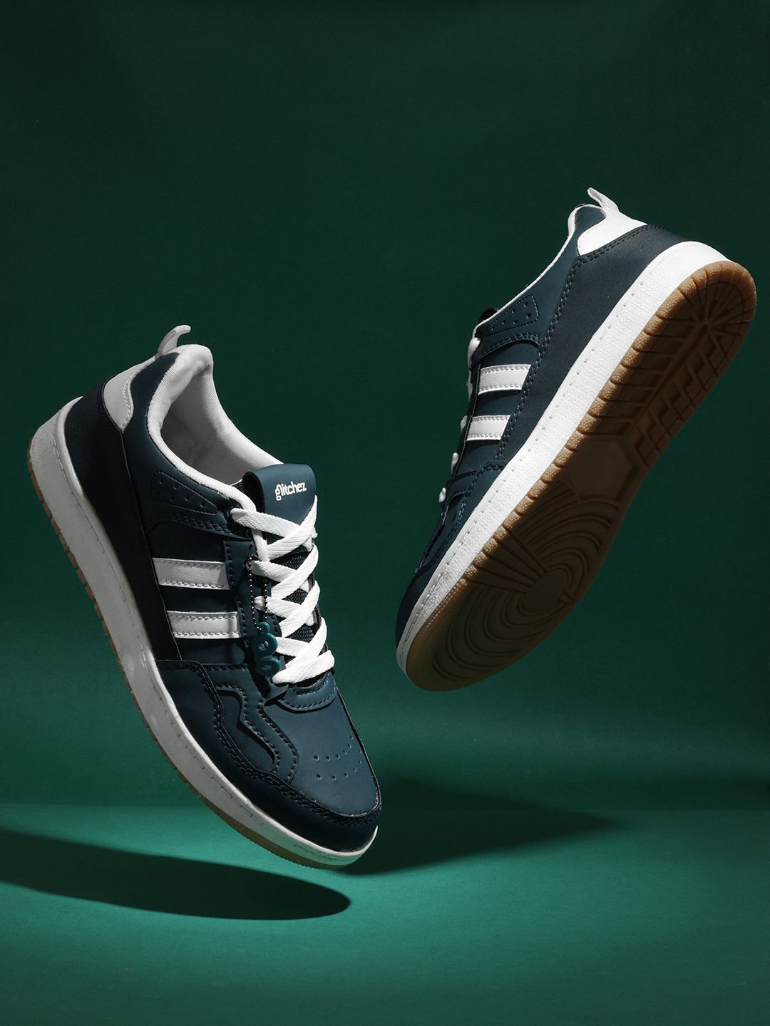 glitchez Men Colourblocked Sneakers