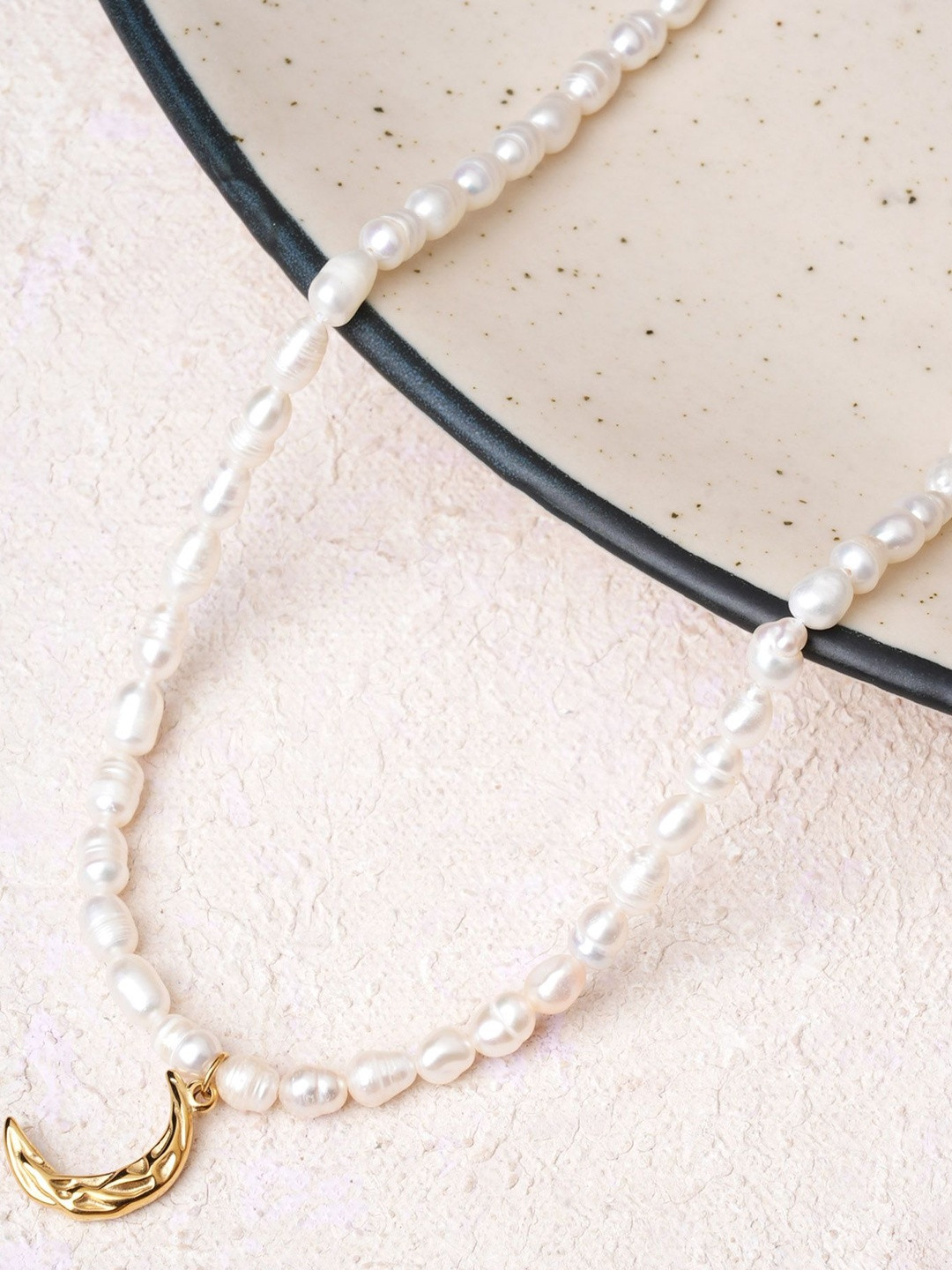 PALMONAS Stainless Steel Gold-Plated Pearls Beaded Waterproof Curved Horn Pendant Necklace