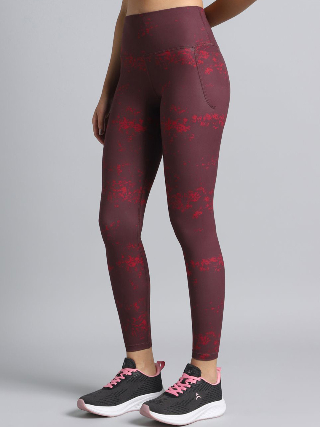 CULT Women Maroon Printed Train All Day COMFlex Tights
