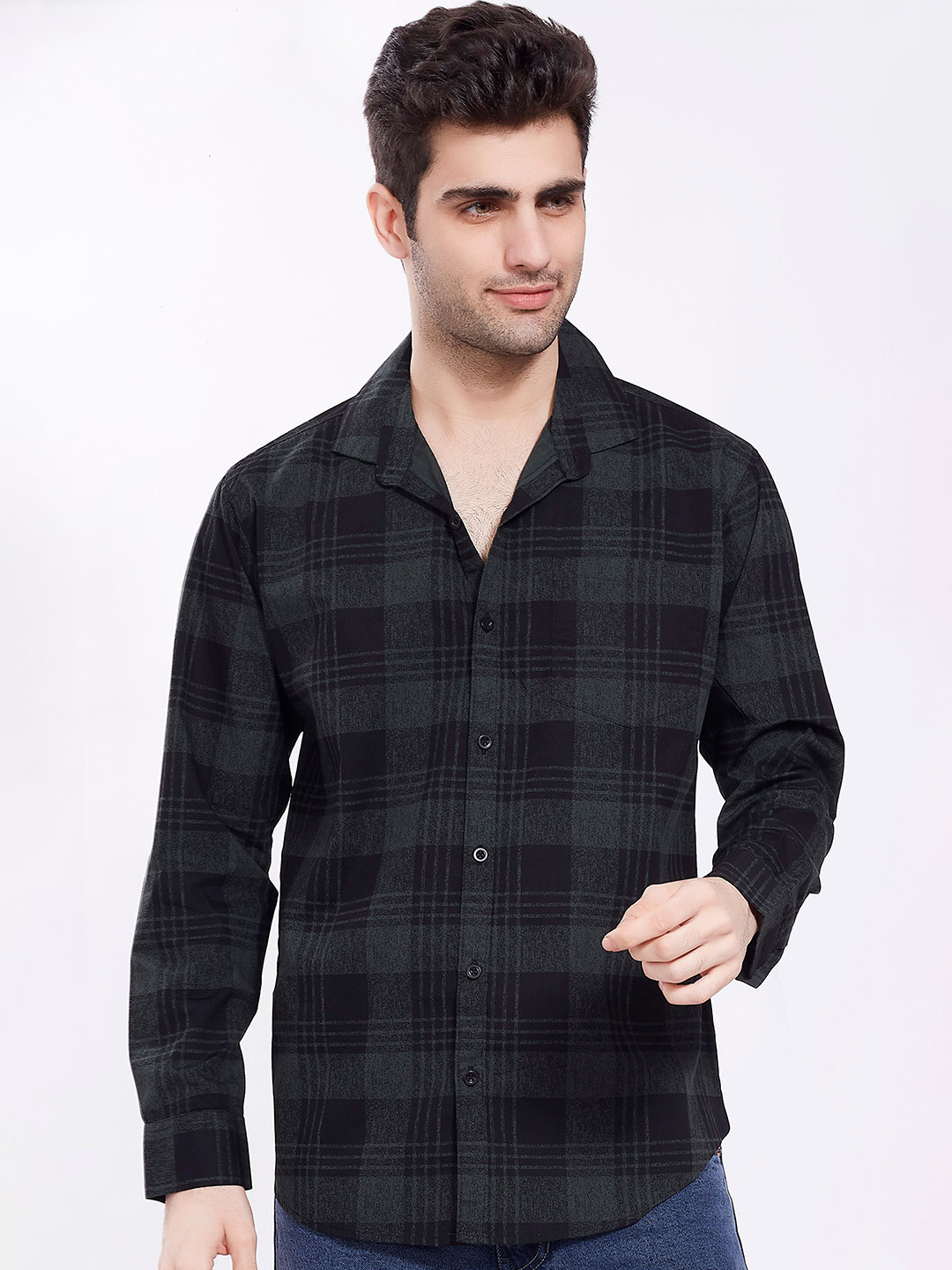 DIVISIVE Men Comfort Slim Fit Checked Spread Collar Cotton Casual Shirt