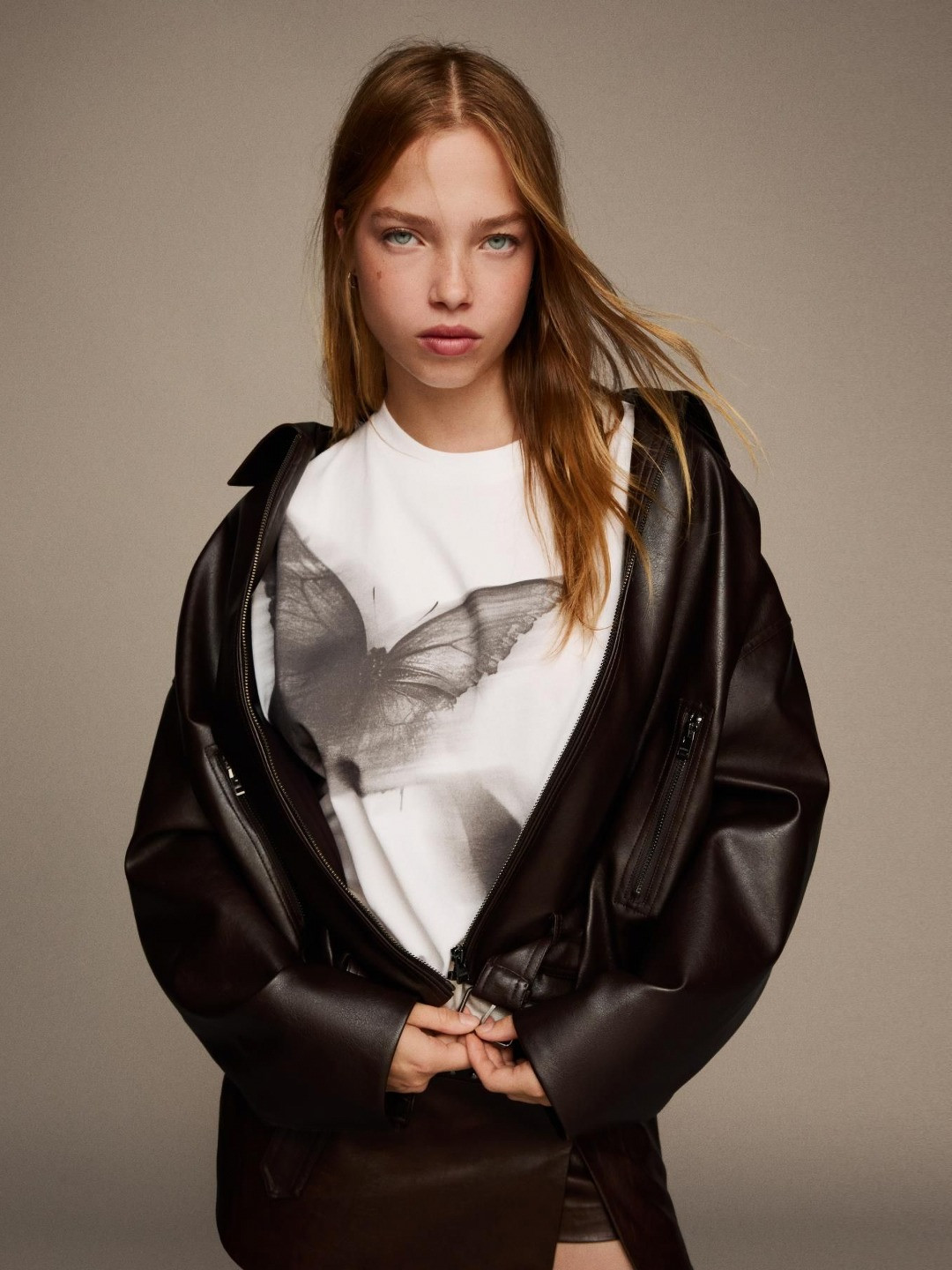 Bershka Graphic Printed Round Neck T-shirts