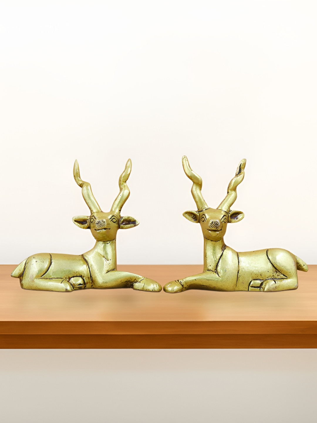 INTERNATIONAL GIFT Gold-Toned 2 Pieces Birds and Animals Deers Figurine Showpieces