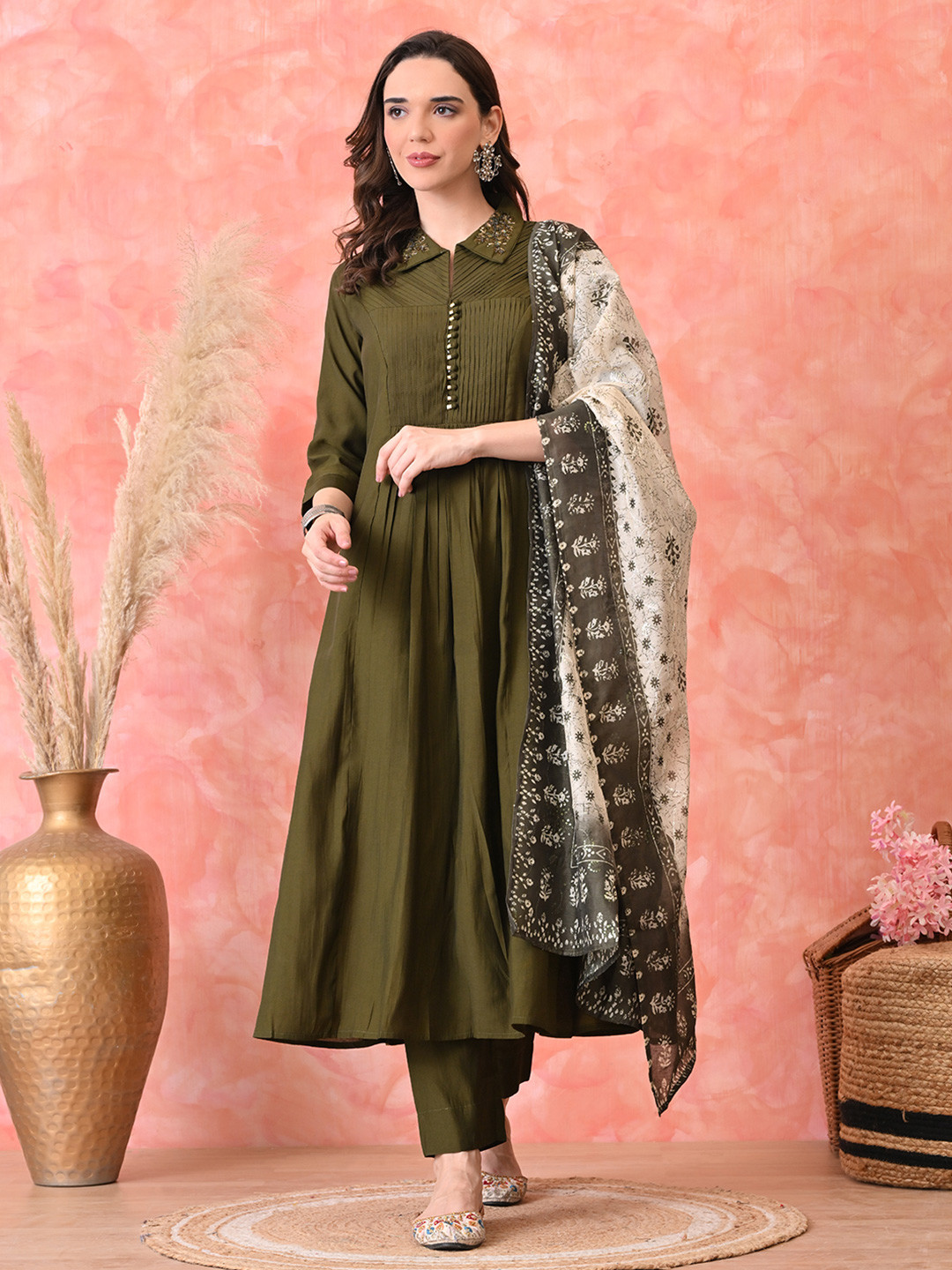 Nioni Embroidered Shirt Collar Chanderi Silk A-Line Kurta With Trousers & Dupatta
